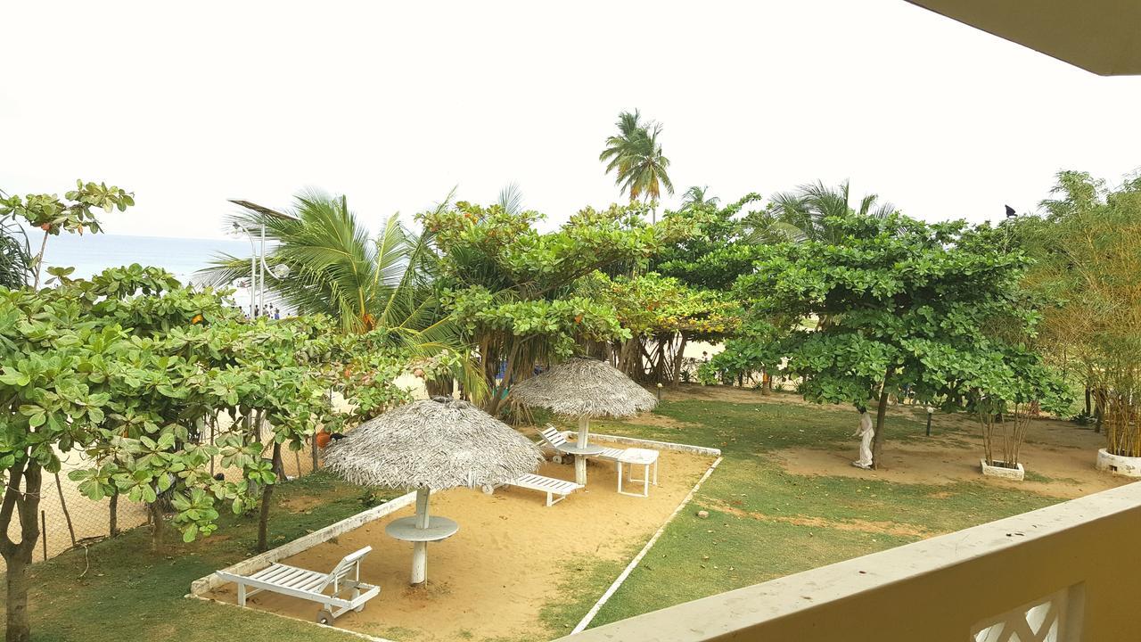 Sea View Beach Hotel Nilaveli Bagian luar foto